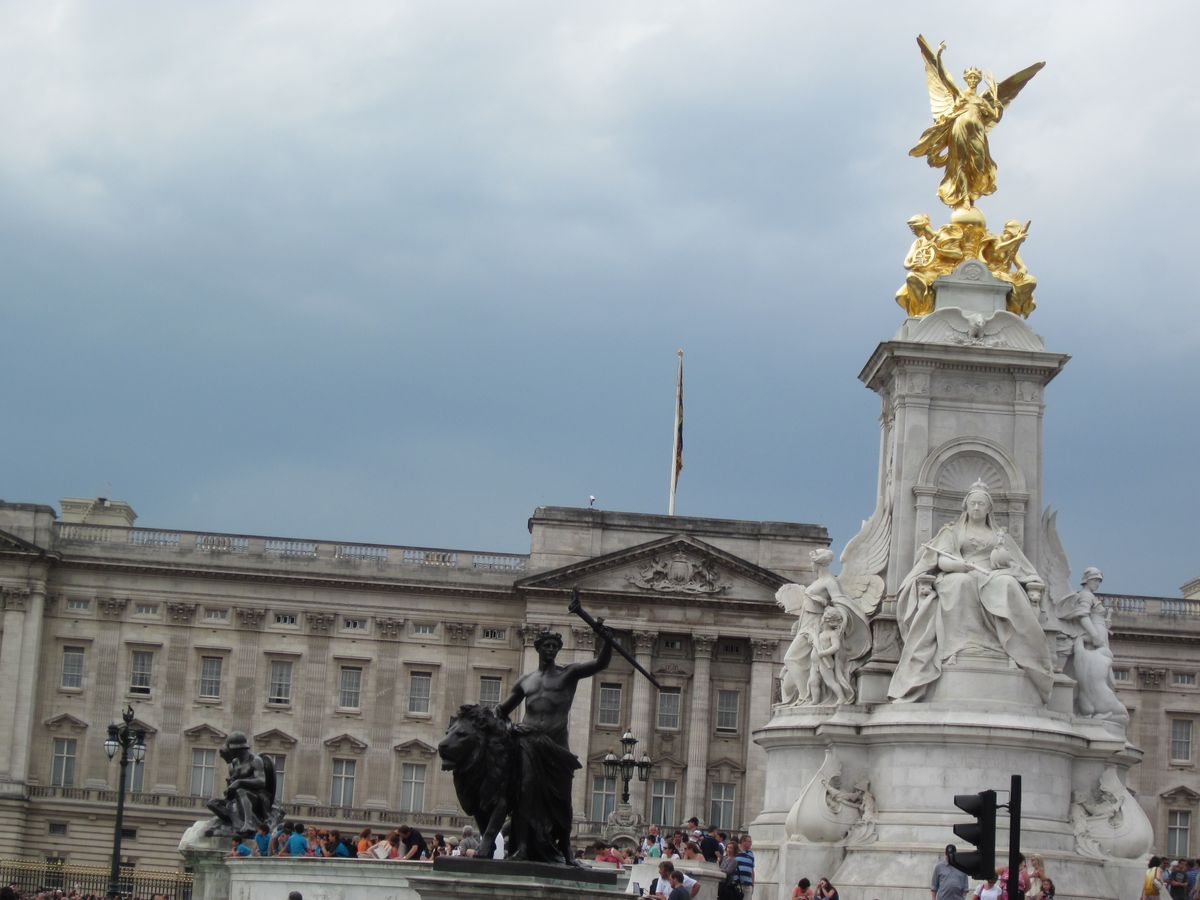 The Statue Of London