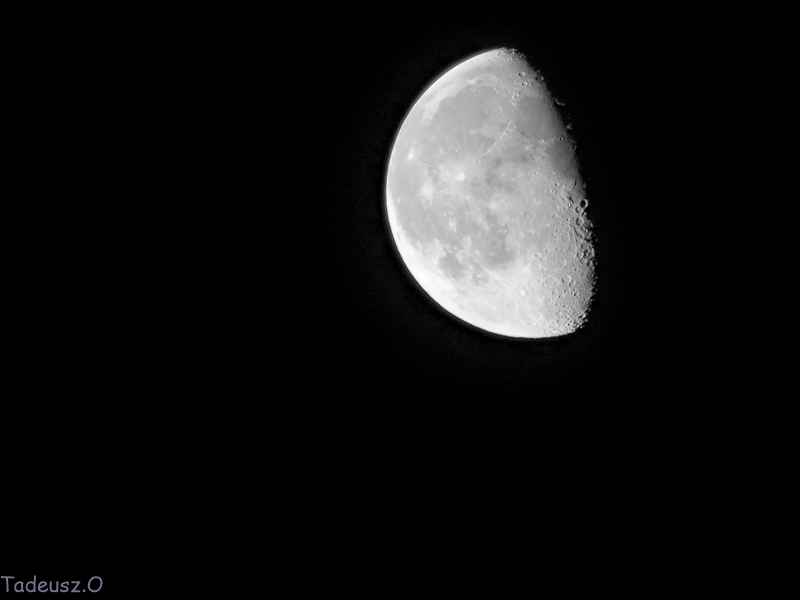 HX-50-Moon-4.jpg